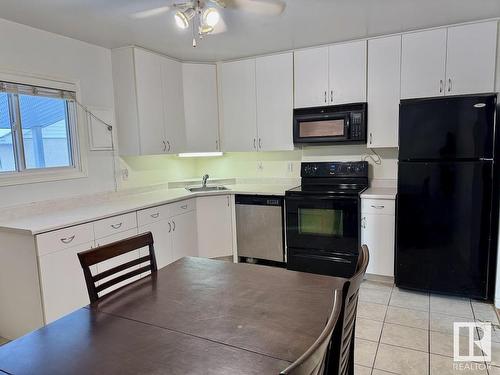 15742 110B Avenue, Edmonton, AB - Indoor Photo Showing Kitchen