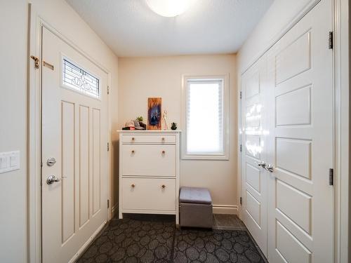 616 42 Avenue Nw, Edmonton, AB - Indoor Photo Showing Other Room