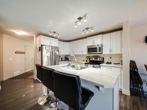 616 42 Avenue Nw, Edmonton, AB - Indoor Photo Showing Kitchen With Stainless Steel Kitchen