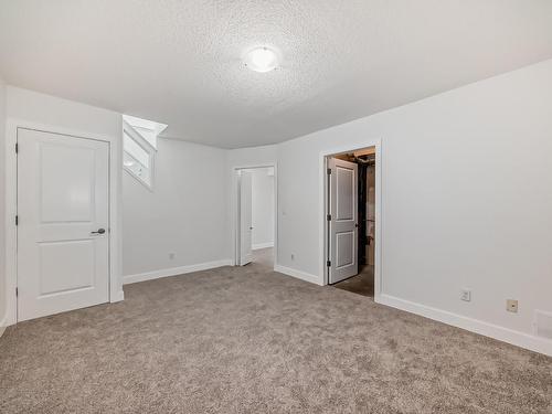 32 13825 155 Avenue, Edmonton, AB - Indoor Photo Showing Other Room