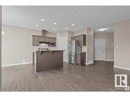 71 Elm Street, Fort Saskatchewan, AB - Indoor Photo Showing Kitchen