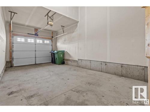 71 Elm Street, Fort Saskatchewan, AB - Indoor Photo Showing Garage