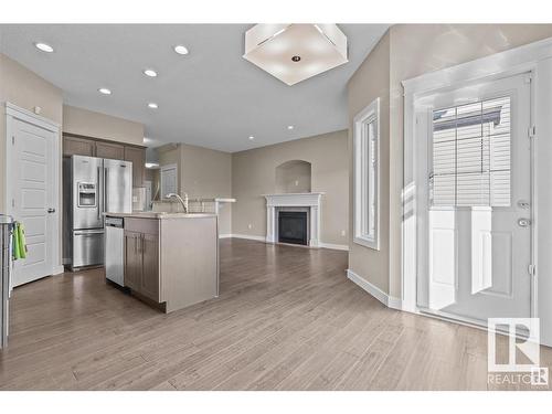 71 Elm Street, Fort Saskatchewan, AB - Indoor Photo Showing Kitchen