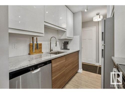 401 13910 Stony Plain Road, Edmonton, AB - Indoor Photo Showing Kitchen With Upgraded Kitchen