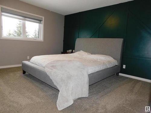 16448 140 Street, Edmonton, AB - Indoor Photo Showing Bedroom