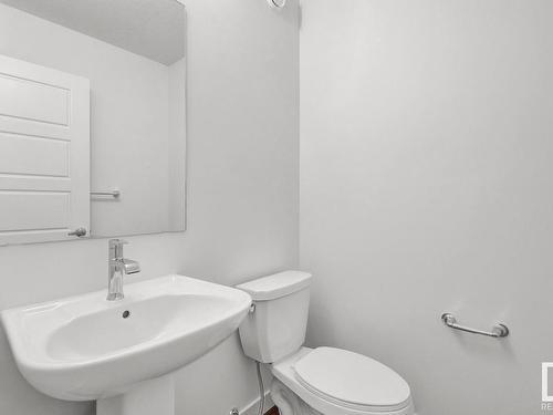 3449 Craig Landing, Edmonton, AB - Indoor Photo Showing Bathroom