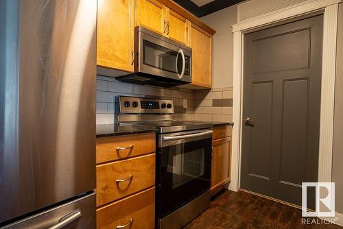 207 16235 51 Street Nw, Edmonton, AB - Indoor Photo Showing Kitchen