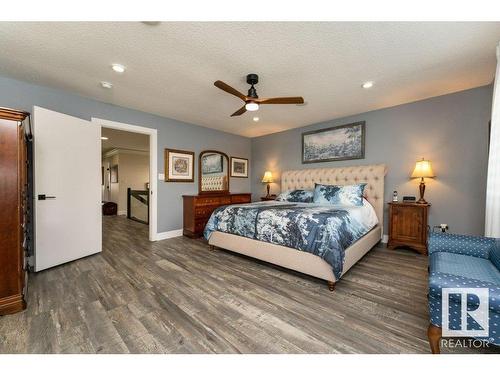 13043 208 Street, Edmonton, AB - Indoor Photo Showing Bedroom