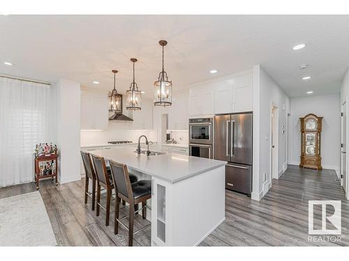 13043 208 Street, Edmonton, AB - Indoor Photo Showing Kitchen With Upgraded Kitchen