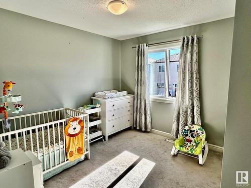 2115 15 Avenue, Edmonton, AB - Indoor Photo Showing Bedroom