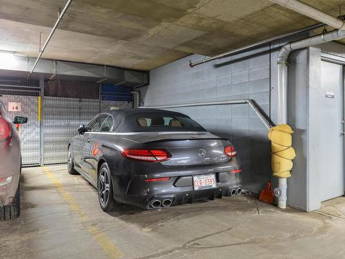 417 8912 156 Street, Edmonton, AB - Indoor Photo Showing Garage