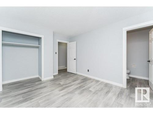 8711 25A Avenue, Edmonton, AB - Indoor Photo Showing Other Room