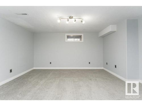 8711 25A Avenue, Edmonton, AB - Indoor Photo Showing Other Room