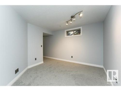 8711 25A Avenue, Edmonton, AB - Indoor Photo Showing Other Room