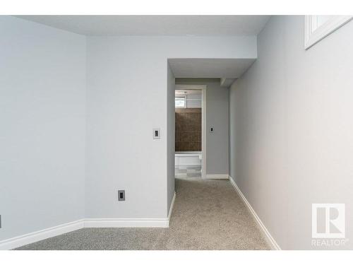 8711 25A Avenue, Edmonton, AB - Indoor Photo Showing Other Room