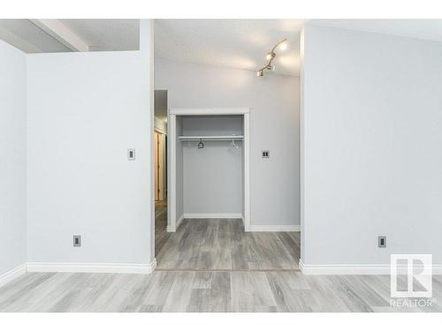 8711 25A Avenue, Edmonton, AB - Indoor Photo Showing Other Room