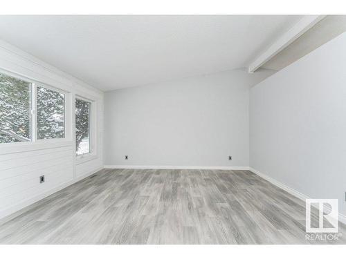 8711 25A Avenue, Edmonton, AB - Indoor Photo Showing Other Room