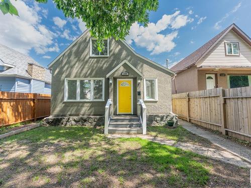 11211 93 Street, Edmonton, AB - Outdoor