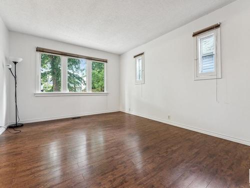 11211 93 Street, Edmonton, AB - Indoor Photo Showing Other Room