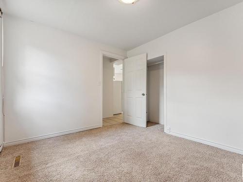 11211 93 Street, Edmonton, AB - Indoor Photo Showing Other Room