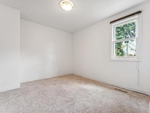 11211 93 Street, Edmonton, AB - Indoor Photo Showing Other Room