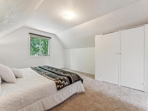 11211 93 Street, Edmonton, AB - Indoor Photo Showing Bedroom