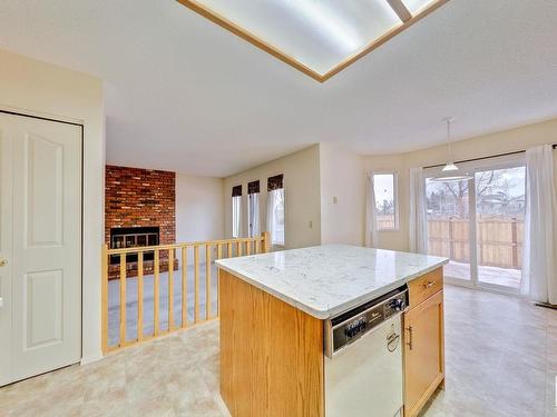 1111 111A Street, Edmonton, AB - Indoor Photo Showing Kitchen