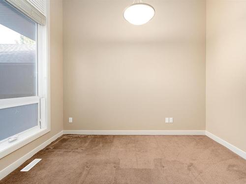 633 Cantor Landing, Edmonton, AB - Indoor Photo Showing Other Room