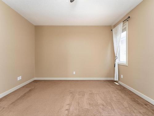 633 Cantor Landing, Edmonton, AB - Indoor Photo Showing Other Room