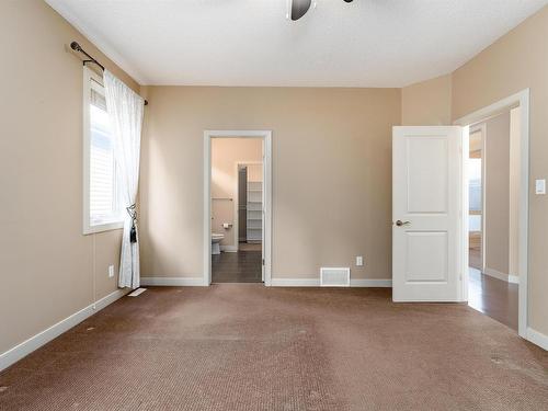 633 Cantor Landing, Edmonton, AB - Indoor Photo Showing Other Room