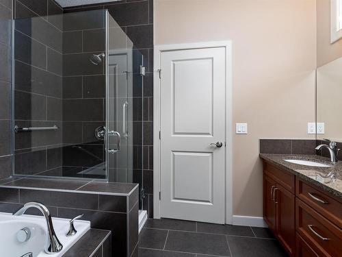 633 Cantor Landing, Edmonton, AB - Indoor Photo Showing Bathroom