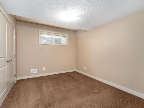 633 Cantor Landing, Edmonton, AB - Indoor Photo Showing Other Room