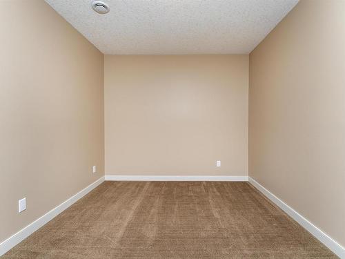 633 Cantor Landing, Edmonton, AB - Indoor Photo Showing Other Room