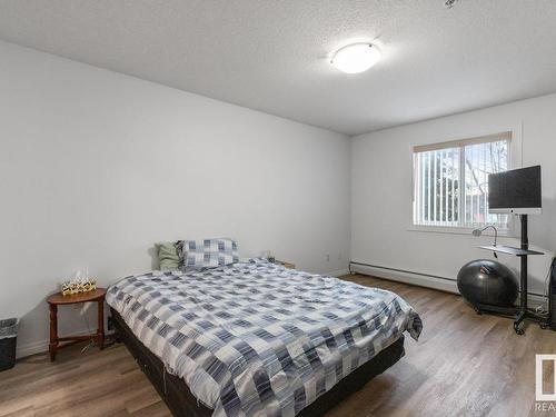 209 9945 167 Street, Edmonton, AB - Indoor Photo Showing Bedroom