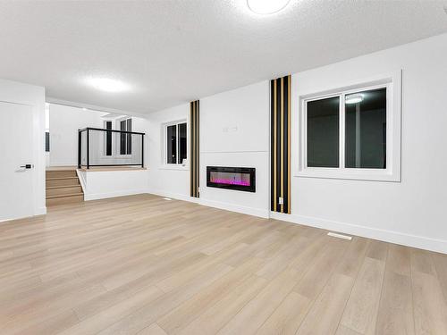 15623 80 Street, Edmonton, AB - Indoor With Fireplace