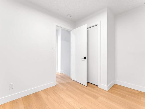 15623 80 Street, Edmonton, AB - Indoor Photo Showing Other Room