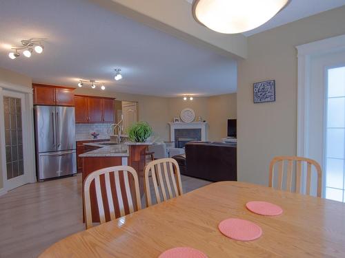 16724 119 Street, Edmonton, AB - Indoor Photo Showing Dining Room