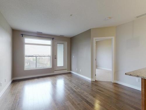 405 5151 Windermere Boulevard Sw, Edmonton, AB - Indoor Photo Showing Other Room