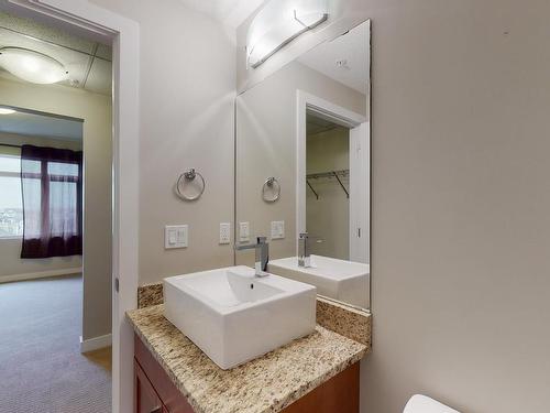 405 5151 Windermere Boulevard Sw, Edmonton, AB - Indoor Photo Showing Bathroom