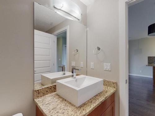 405 5151 Windermere Boulevard Sw, Edmonton, AB - Indoor Photo Showing Bathroom