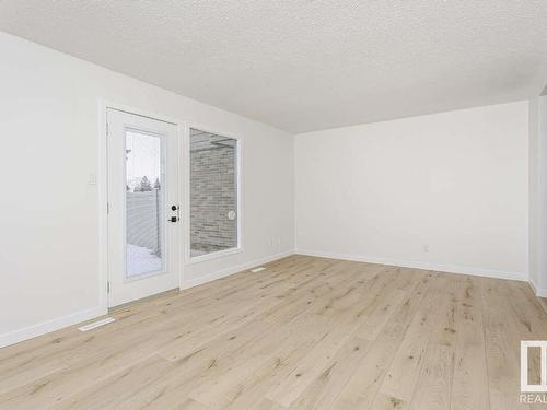 218 Abbottsfield Road, Edmonton, AB - Indoor Photo Showing Other Room