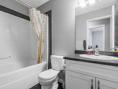 2614 Casey Way, Edmonton, AB - Indoor Photo Showing Bathroom