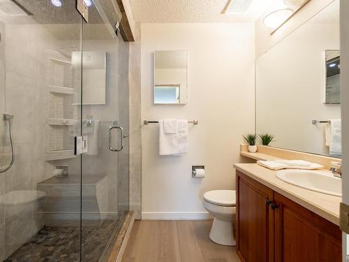 34 20 Ironwood Point(E), St. Albert, AB - Indoor Photo Showing Bathroom