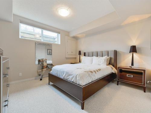 57 1225 Wanyandi Road, Edmonton, AB - Indoor Photo Showing Bedroom