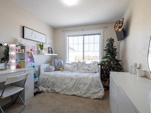 2208 8530 94 Street, Fort Saskatchewan, AB - Indoor Photo Showing Bedroom