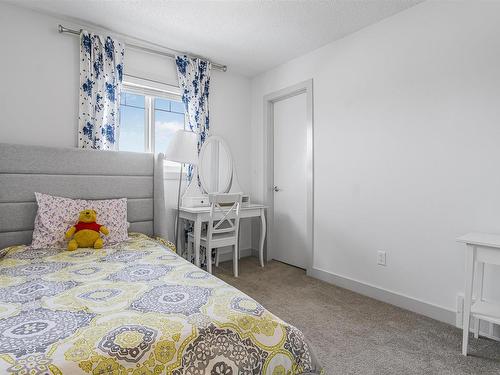 322 42 Ave Nw, Edmonton, AB - Indoor Photo Showing Bedroom