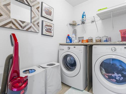 322 42 Ave Nw, Edmonton, AB - Indoor Photo Showing Laundry Room