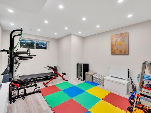 7314 Armour Crescent, Edmonton, AB - Indoor Photo Showing Gym Room