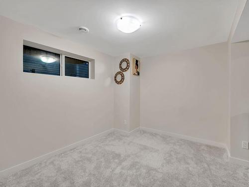 7314 Armour Crescent, Edmonton, AB - Indoor Photo Showing Other Room