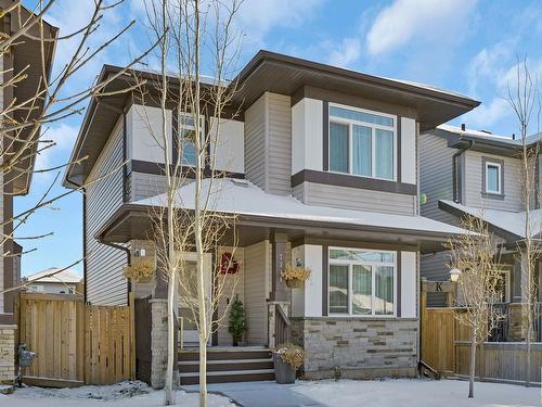 7314 Armour Crescent, Edmonton, AB - Outdoor